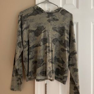 Camo sweater with hood